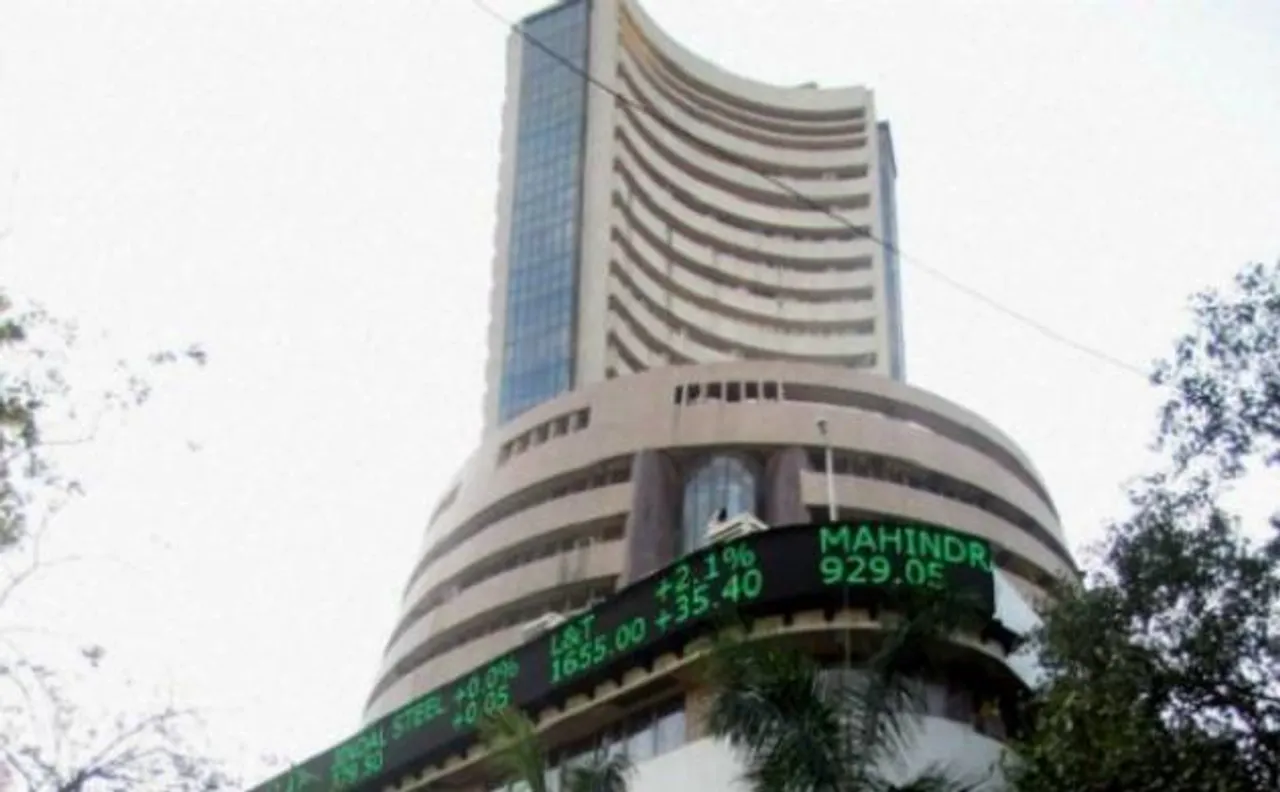 On renewed hope of US tax cuts, Sensex surges 162 points 