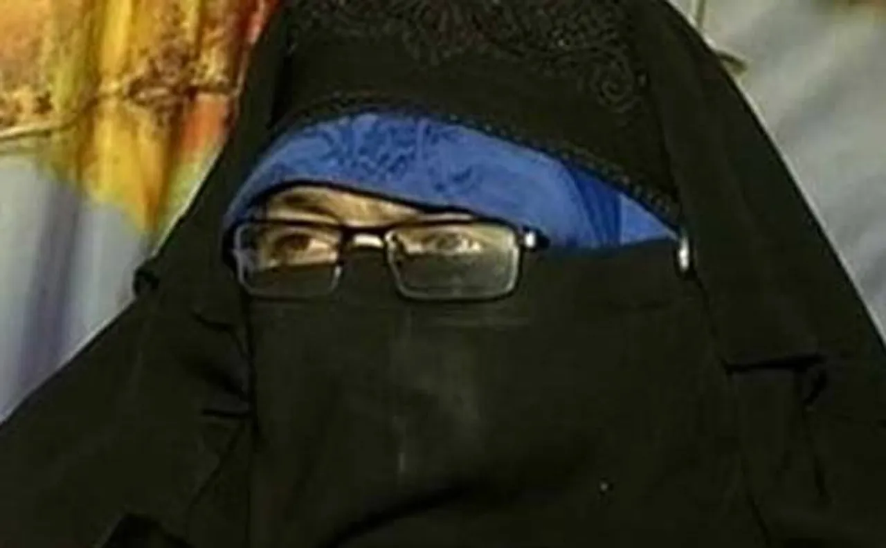 Kashmir Separatist leader Asiya Andrabi arrested for allegedly inciting women to stonepelting