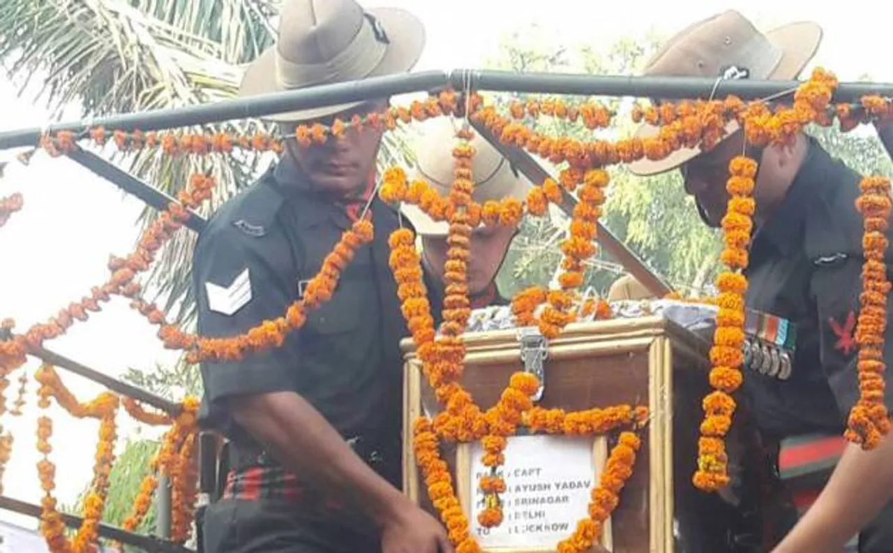 Kanpur: Kupwara martyr Captain Ayush Yadav cremated with state honours; crowd shouts 'Pakistan Murdabad'