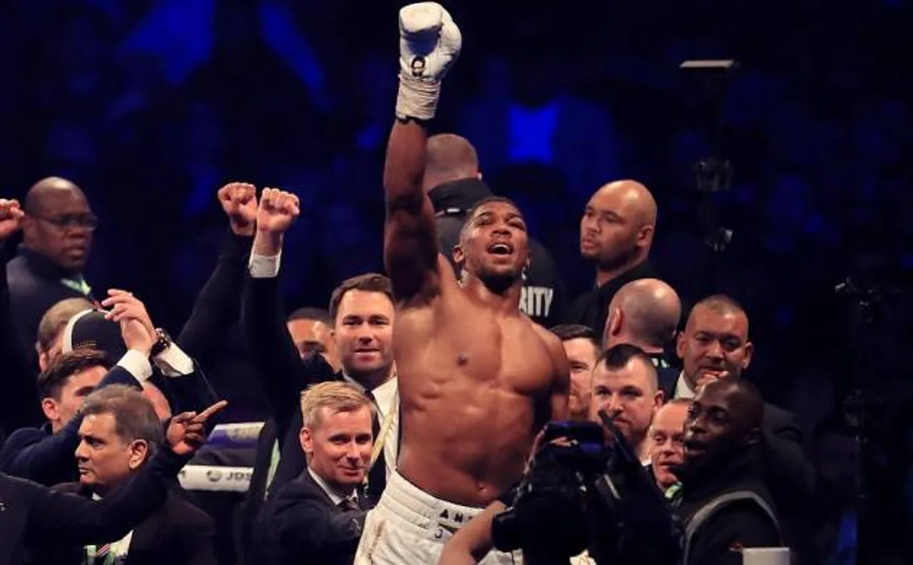 British boxer Anthony Joshua knocks out Wladimir Klitschko to clinch world heavyweight title 