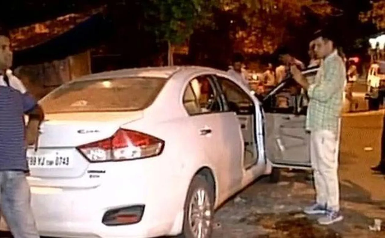Delhi: 3 including police officer gunned down, constable injured in gang-war in Mianwali