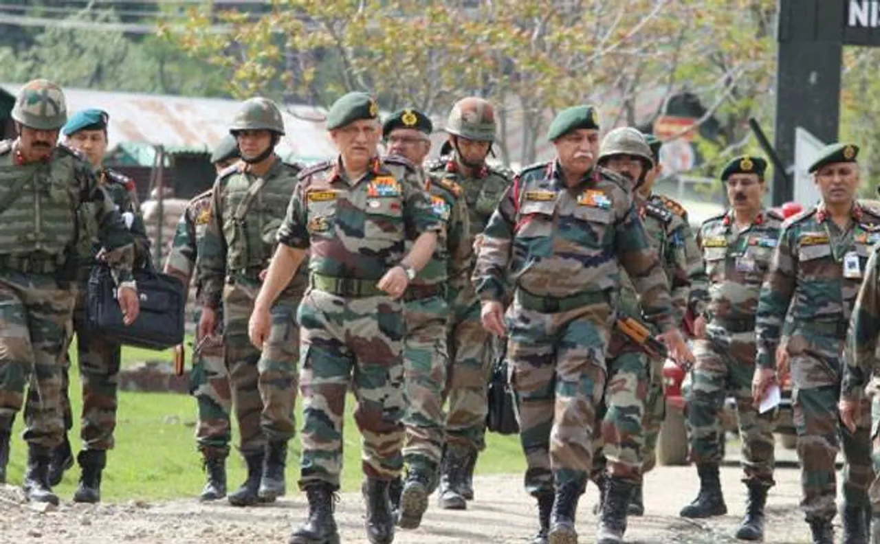 General Bipin Rawat visits frontier areas in north Kashmir; interacts with troops deployed along LoC