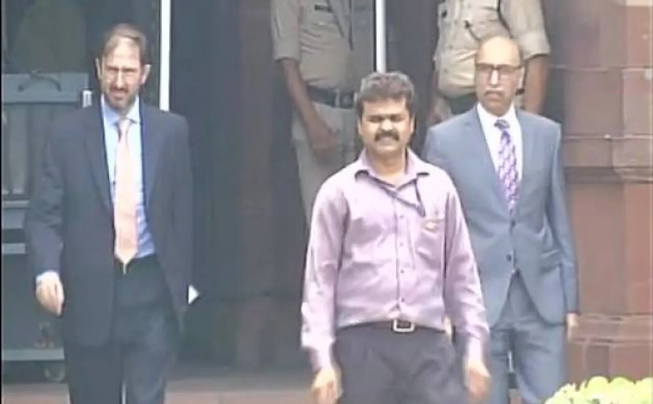 India summons Pak high commissioner Abdul Basit over beheading of soldiers in Krishna Ghati