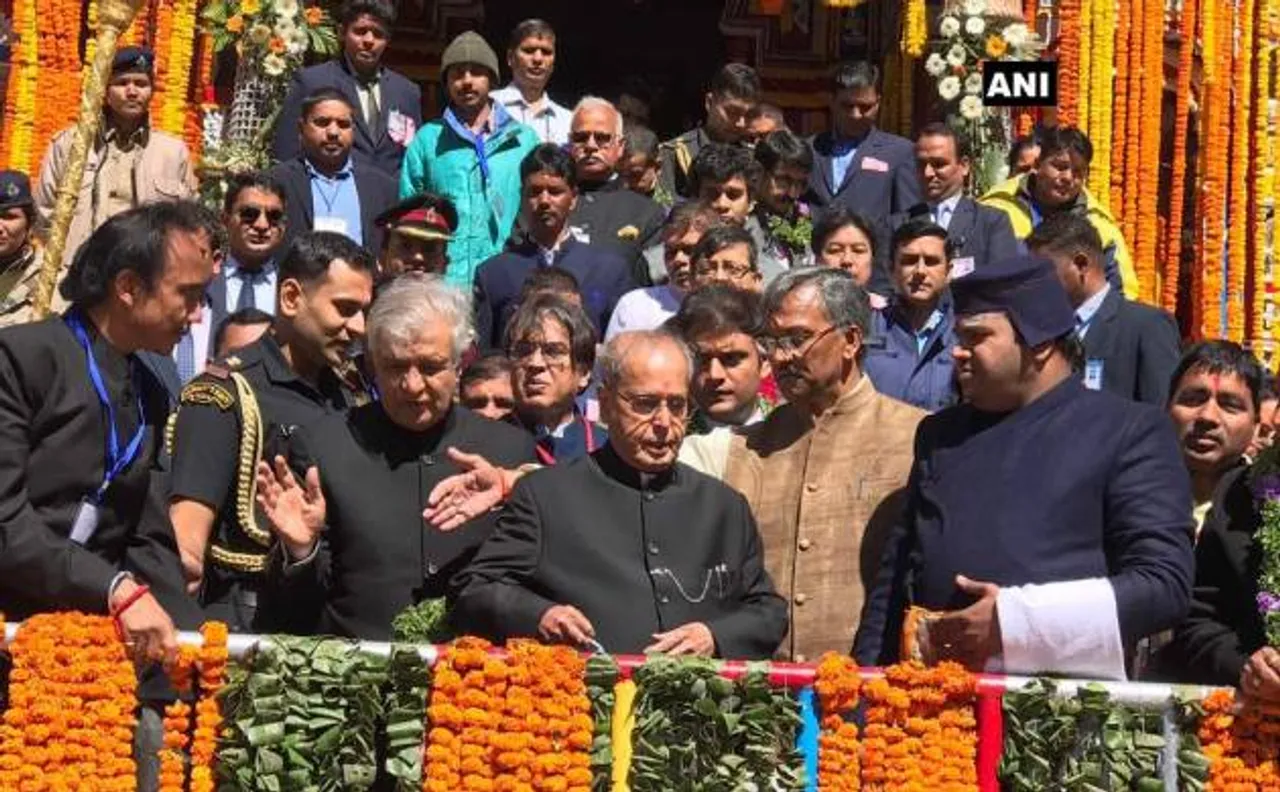 Watch | President Pranab Mukherjee visits Badrinath as portals of shrine open for Summer 2017