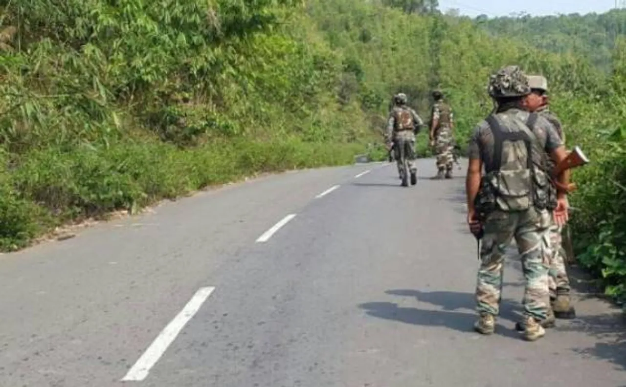  Manipur: 4 security personnel injured in IED blast along Asian Highway