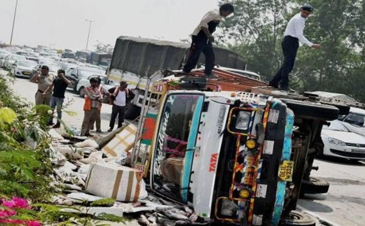Madhya Pradesh: 11 labourers killed as truck overturns; CM Shivraj Singh Chouhan announces ex gratia
