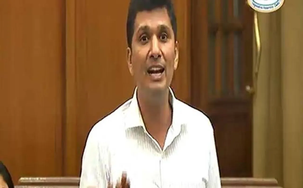 Form a team of all parties, give us your EVMs and will prove hacking charge: AAP to EC