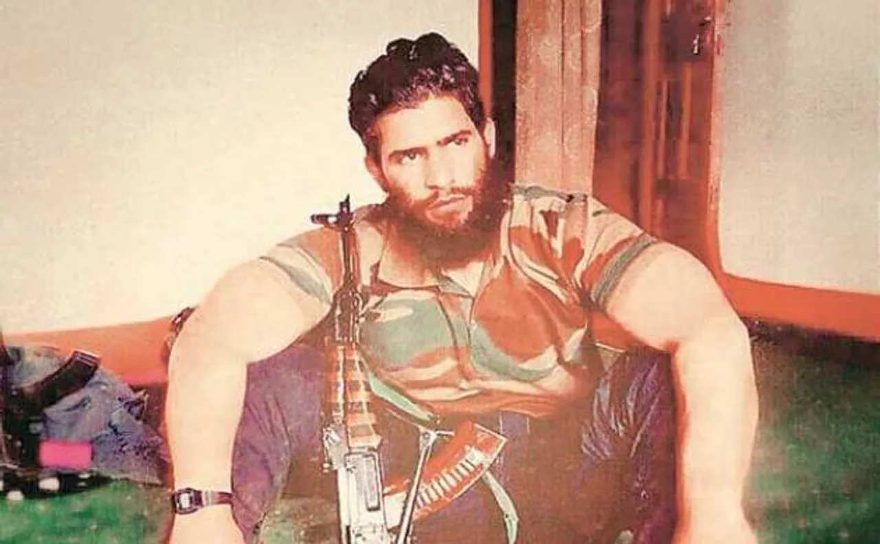 Hizbul Mujahideen distances itself from Zakir Musaâ€™s threat to Hurriyat leaders