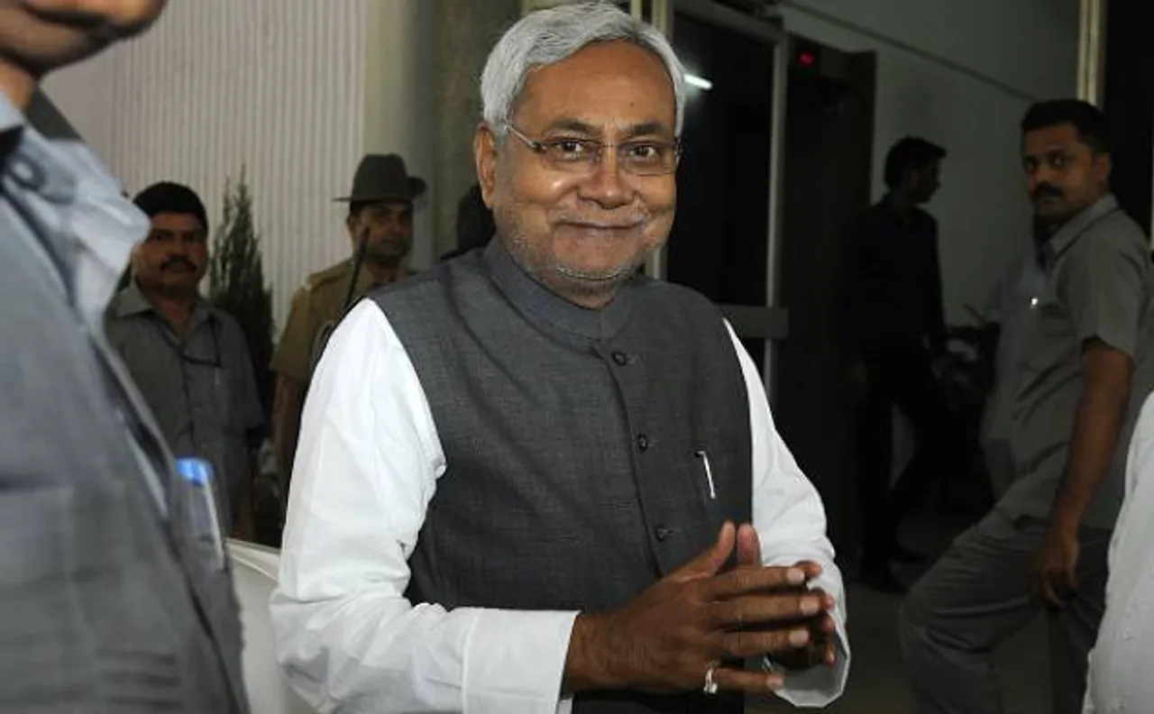 Presidential polls: Bihar CM Nitish Kumar bats for Pranab Mukherjeeâ€™s re-election, asks BJP to build consensus