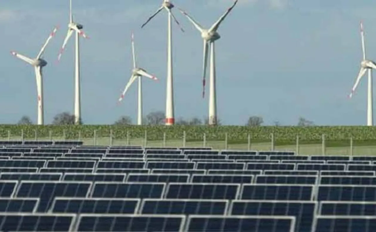 India overtakes US on renewable energy investment, but trails China