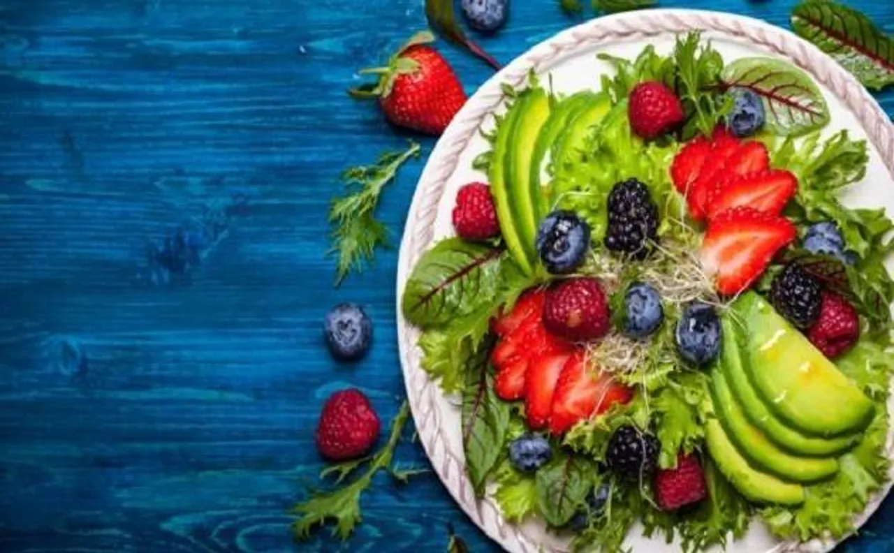 Scientists devised new computer game may help children choose healthy food over chocolates