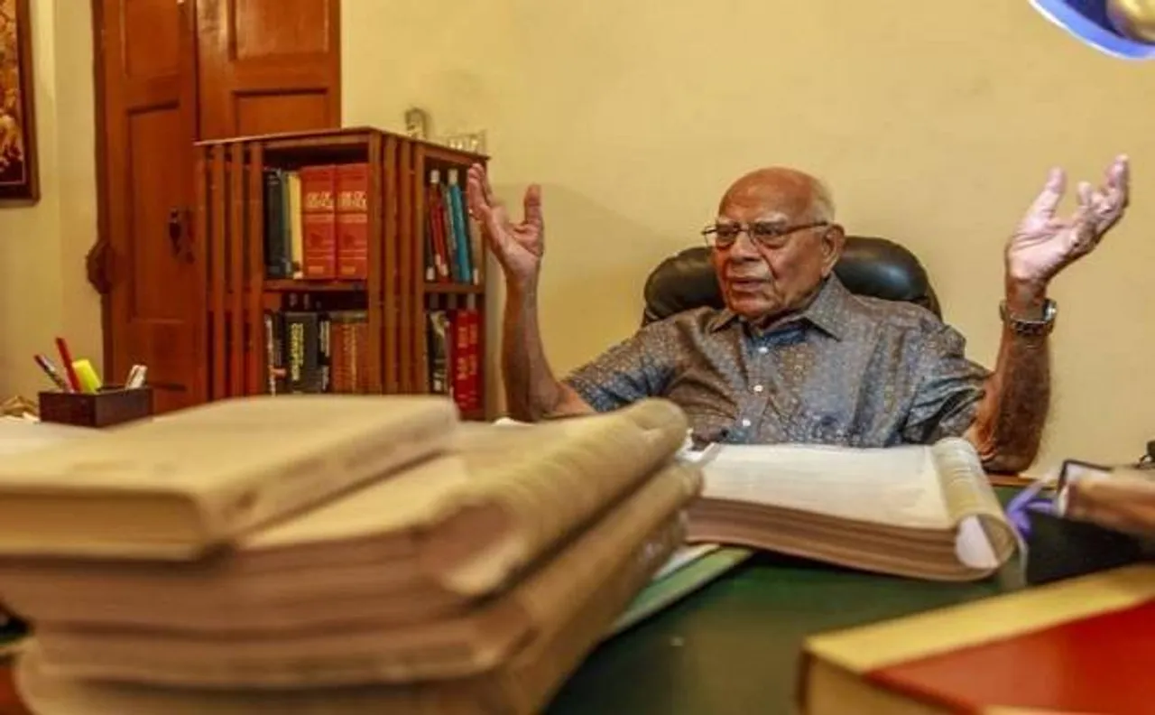 Defamation case | Ram Jethmalani's remarks against Jaitley 'scandalous,' let Kejriwal to step into box: HC
