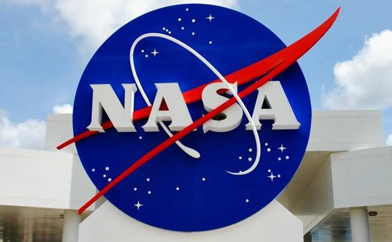 Scientists discover moon orbiting around planet in chilly outskirts of our solar system