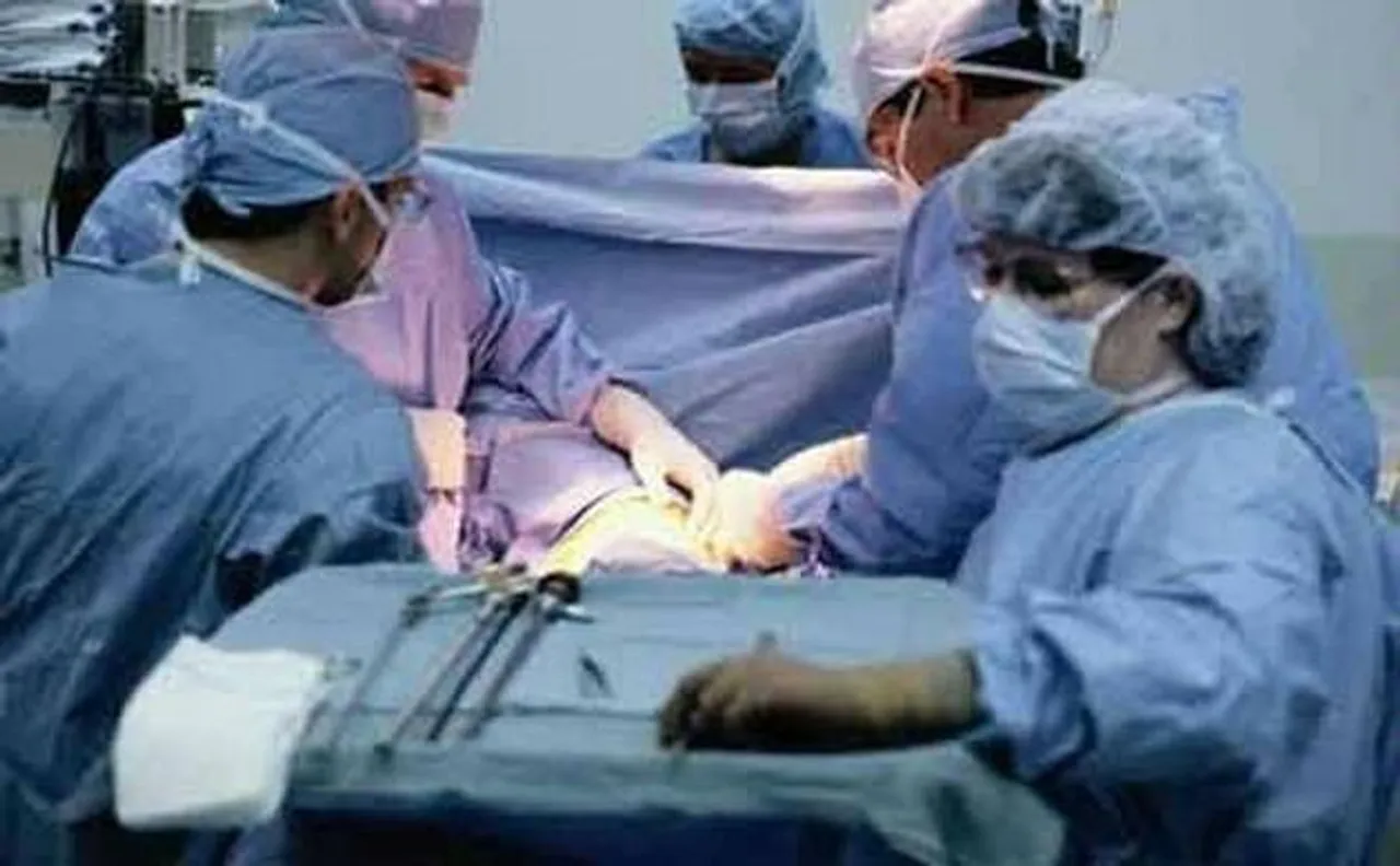 Osteoarthritis patient undergoes Gold Knee Replacement surgery at AIIMS