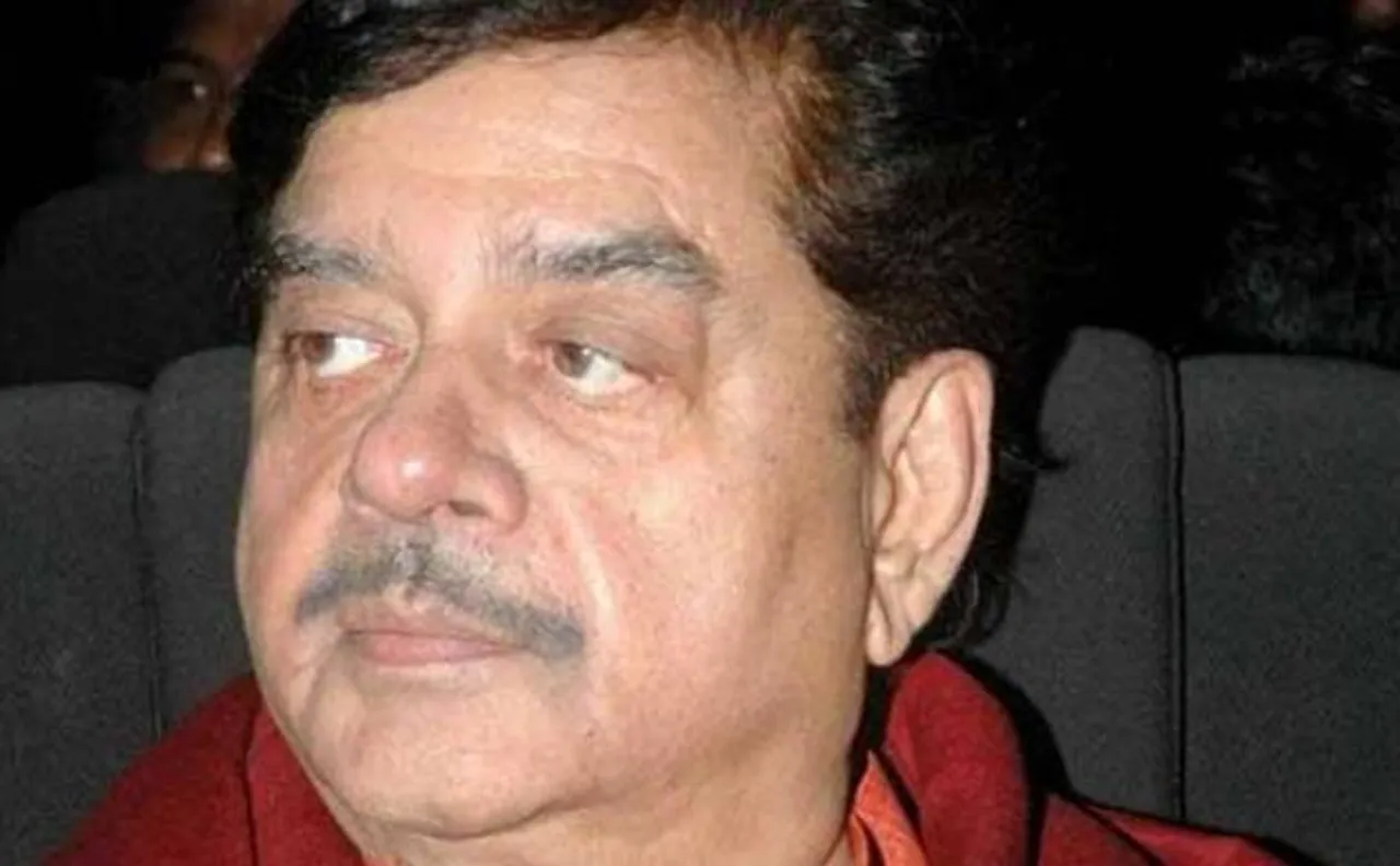 Shatrughan Sinha fires fresh salvos at Sushil Modi on Twitter, asks BJP high command for action