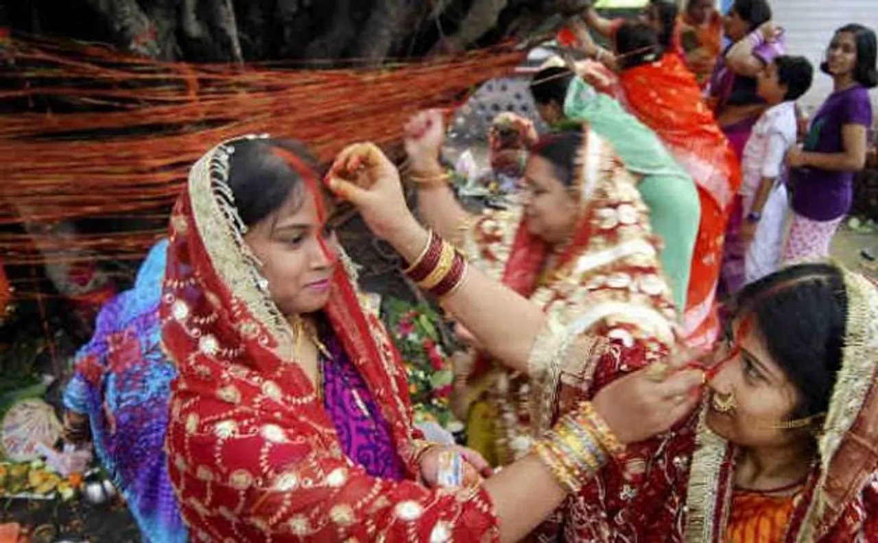 Savitri Brata 2017: Know all about Vat Savitri puja vidhi, significance and muhurat