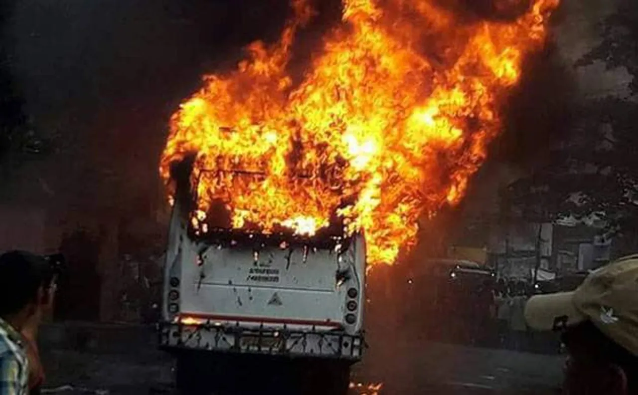Bihar: 8 killed, 11 injured after bus catches fire in Nalanda