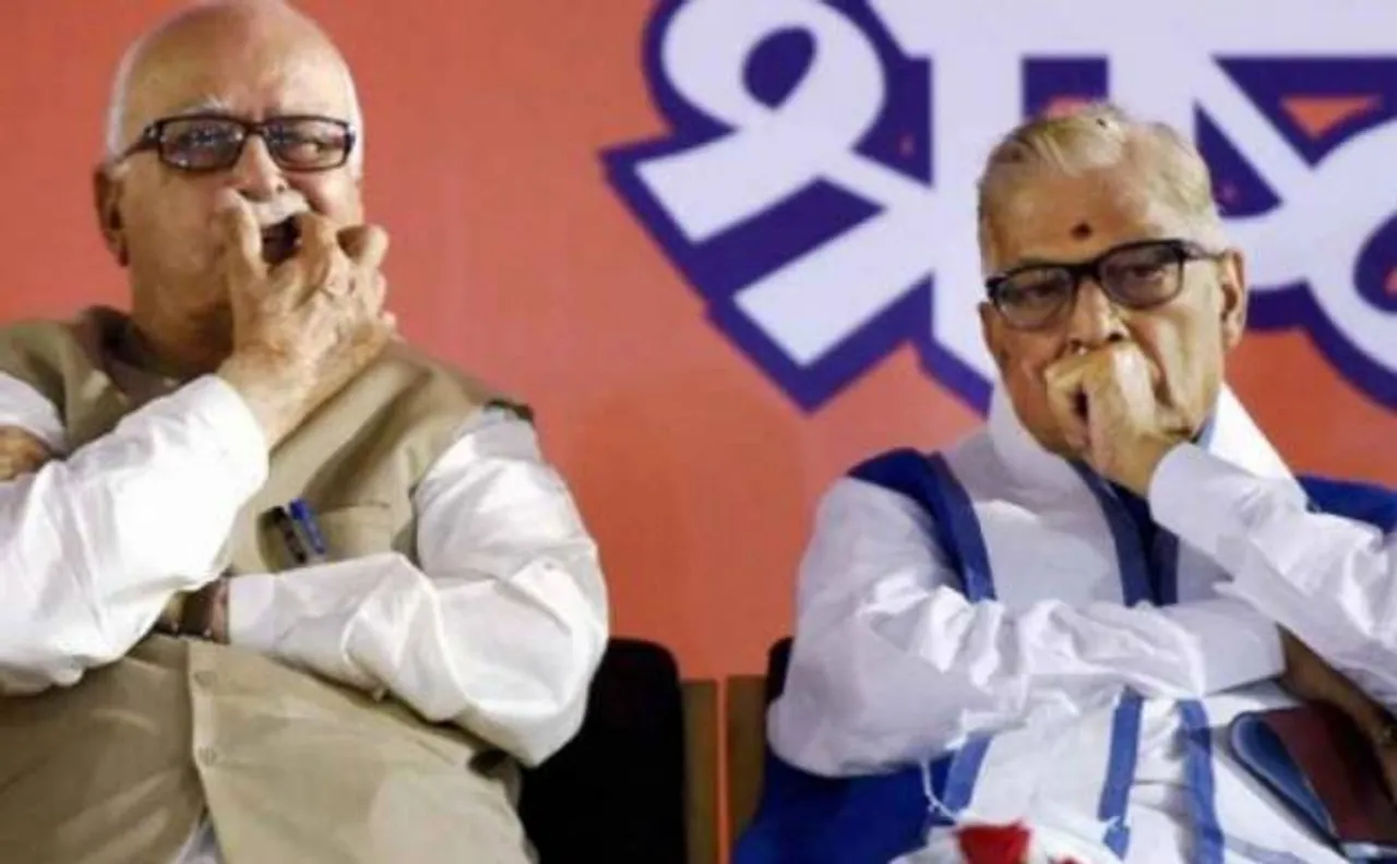Babri Masjid case: Special CBI court asks Advani, all other accused to appear before it on May 30