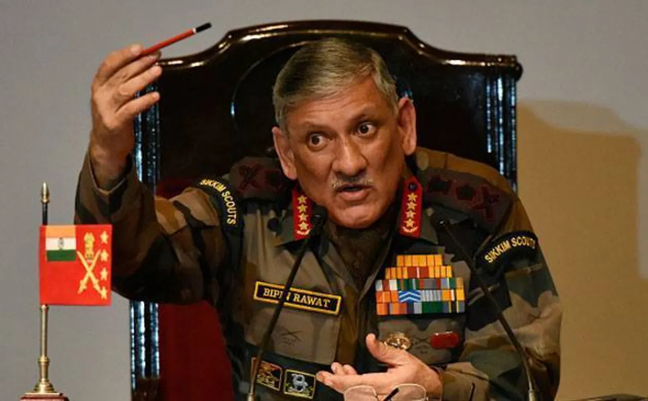 Army Chief Bipin Rawat meets Arun Jaitley, briefs on Kashmir situation