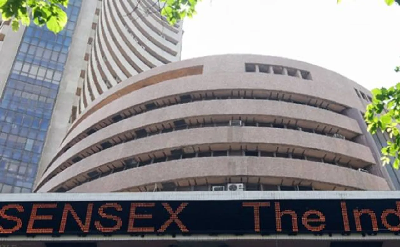Sensex hits all-time high of 31,332; Nifty climbs to new peak of 9,673