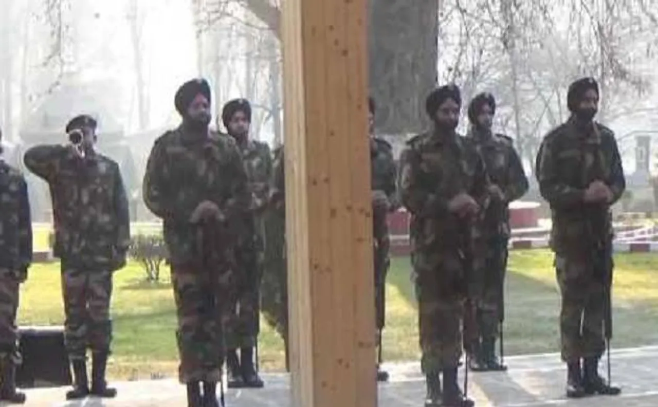 Srinagar: Army pays tribute to jawans martyred in Kulgam attack