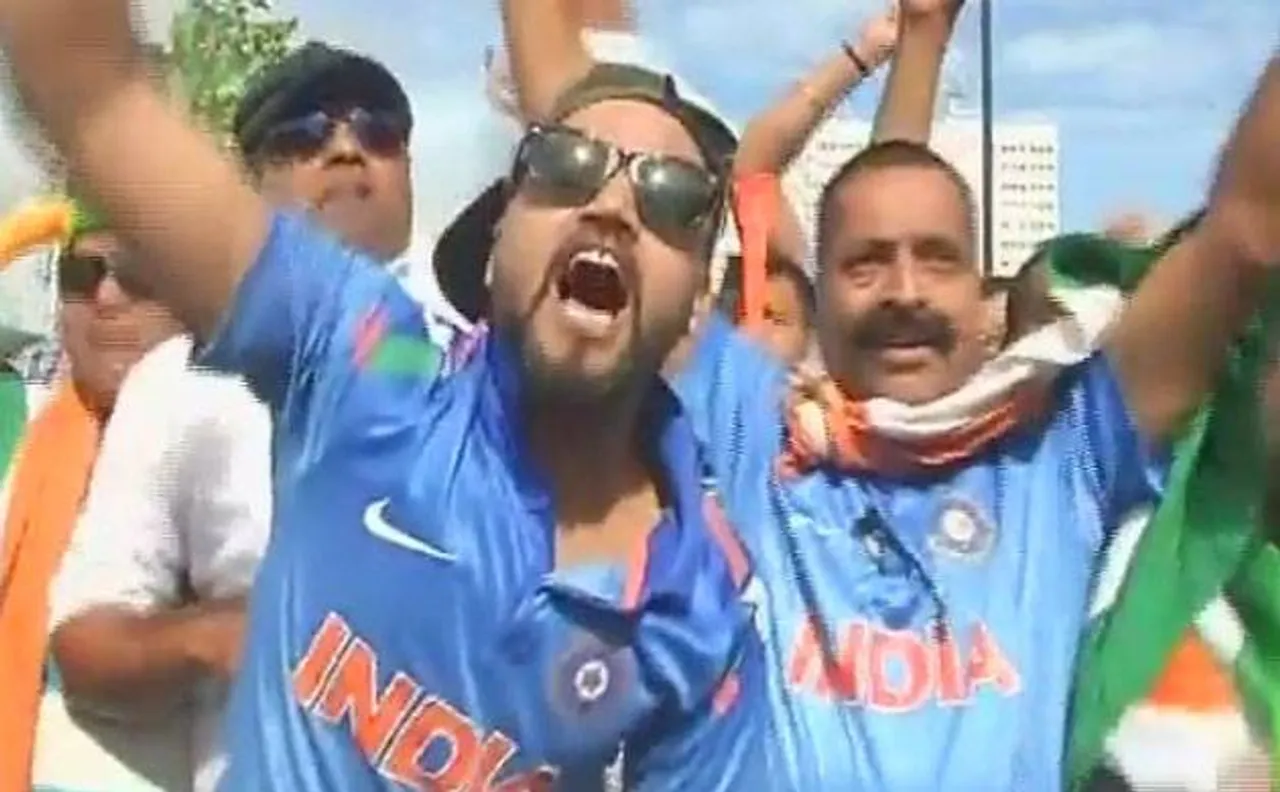 ICC Champions Trophy 2017 | India vs Pakistan: Fans including BSF jawans chant 'India Jeetega'; pray for Men in Blueâ€™s victory