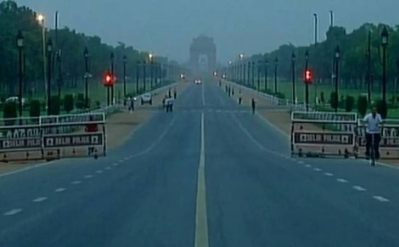 Delhi witnesses sudden change of weather gives residents respite from scorching heat