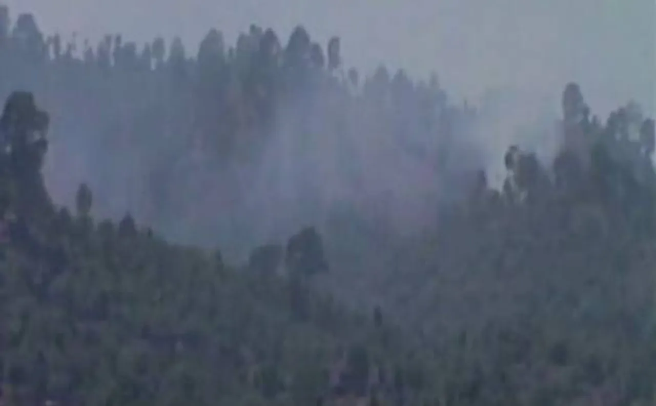 J-K: Pakistan violates ceasefire along LoC in Krishna Ghati, Indian Army retaliates strongly 