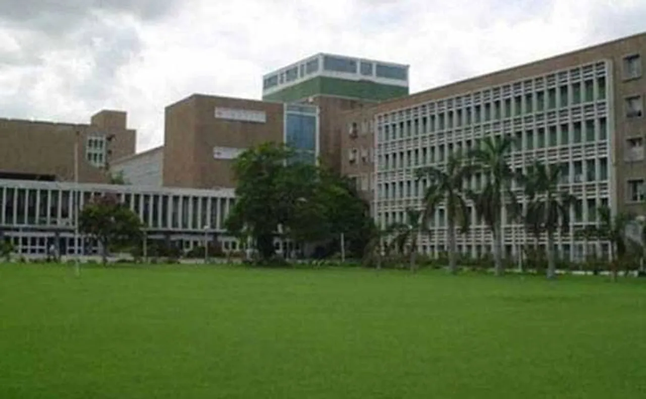AIIMS MBBS exam 2017  CBI registers case to look into the alleged copying of question paper