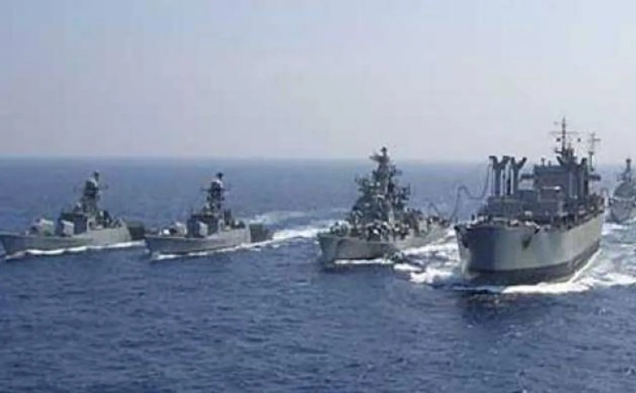 7 crew members of US Navy ship missing, commander hurt in crash off Japan