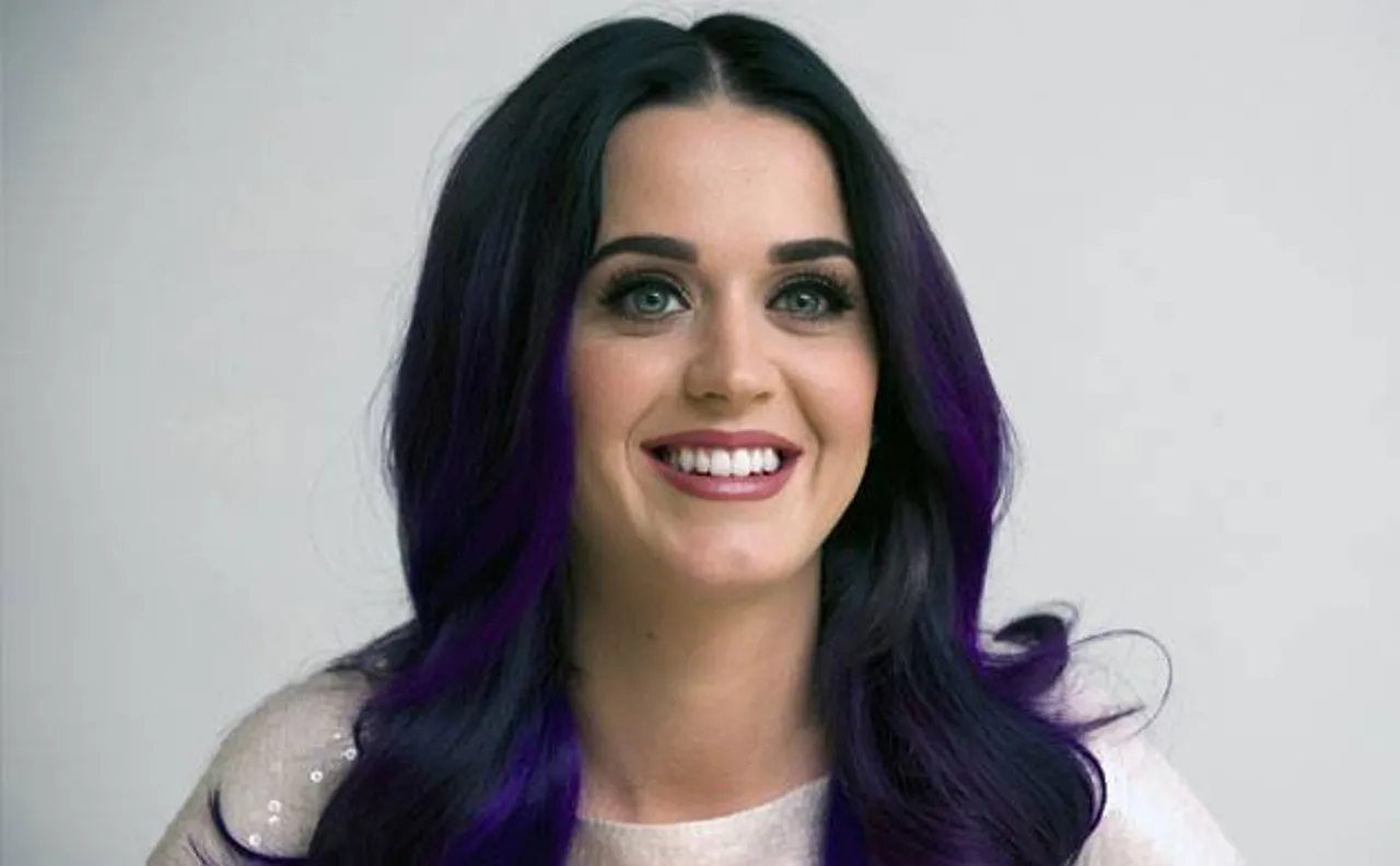 Katy Perry creates HISTORY on Twitter