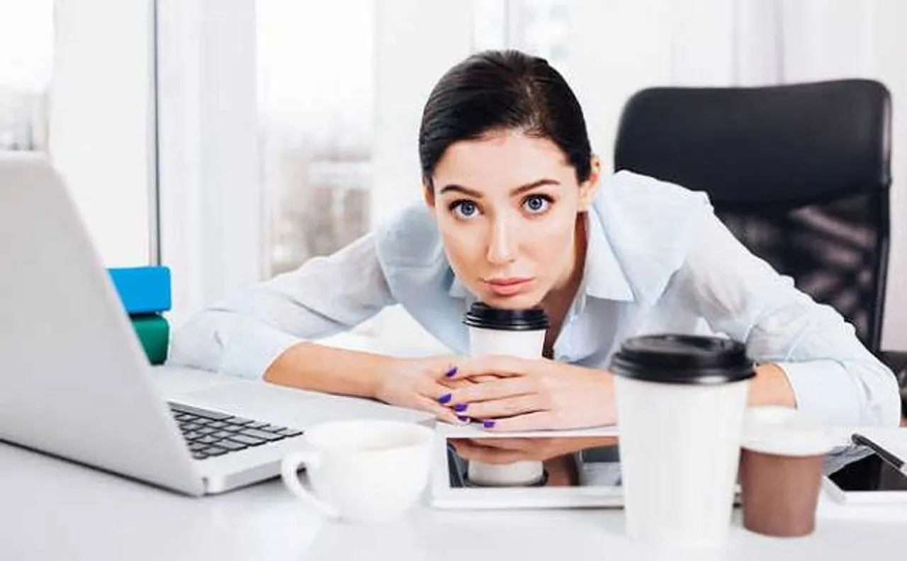 Hiding true self at workplace can damage career says study
