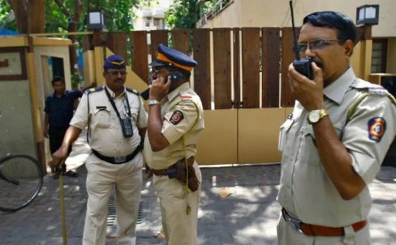Mumbai Police reunites elderly man with family with help of social media