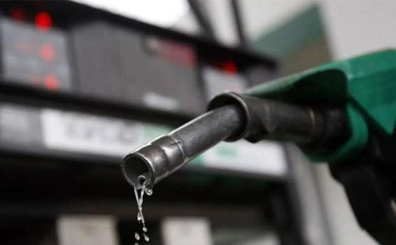 Dip in petrol, diesel price week after daily revision rates