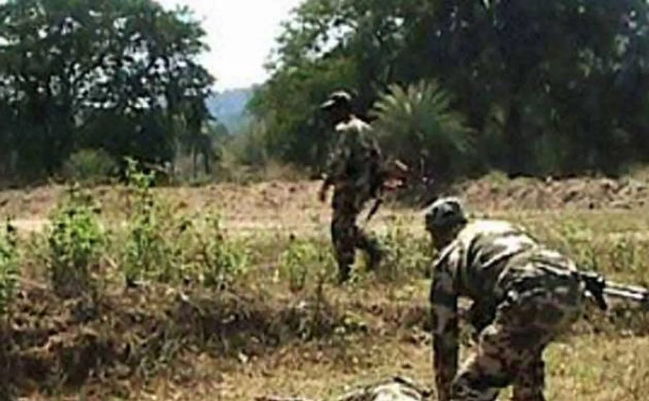 Chhattisgarh: Two security personnel injured in IED blast in Bijapur