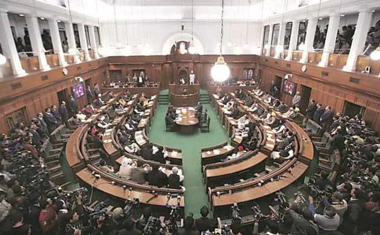 Delhi Assembly: Protester hospitalised after getting thrashed by AAP MLAs