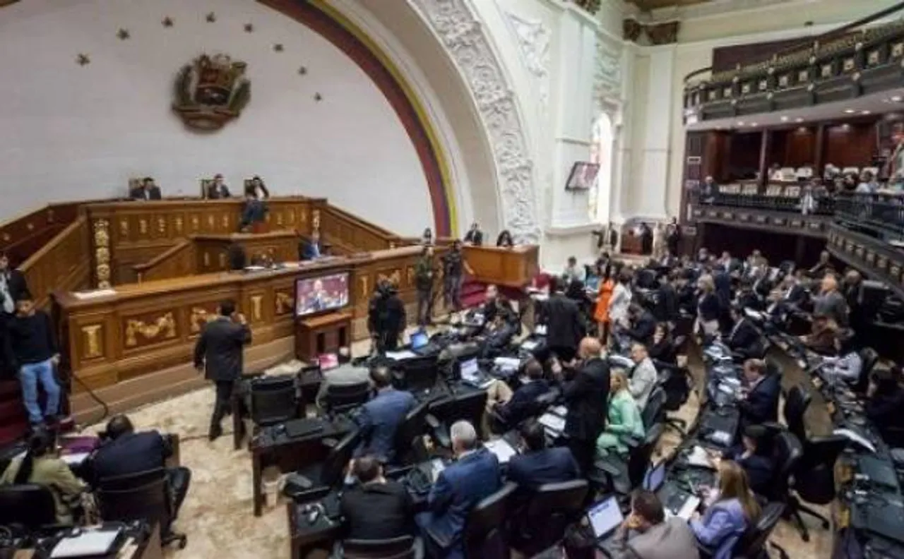 Venezuela Parliament attack: Armed civilian groups attack building; several security forces, reporters injured 