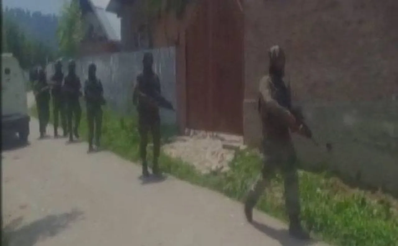 Pulwama encounter: Fresh firing reported in Bamnoo, operation underway