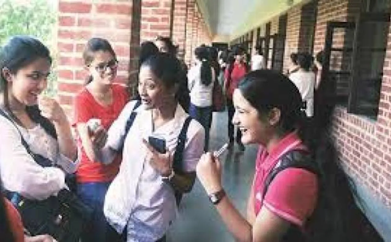 DU University 3rd cut-off list to be released Today at du.ac.in at around 7 pm; check here