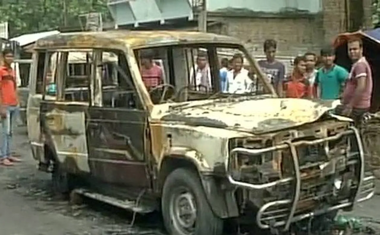 WB Facebook post row: Amit Shah constitutes team of BJP members over communal clashes in North 24 Parganas