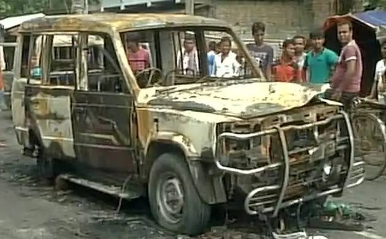 Basirhat violence: BJP, CPM and Congress delegations stopped from entering violence-hit area in WB
