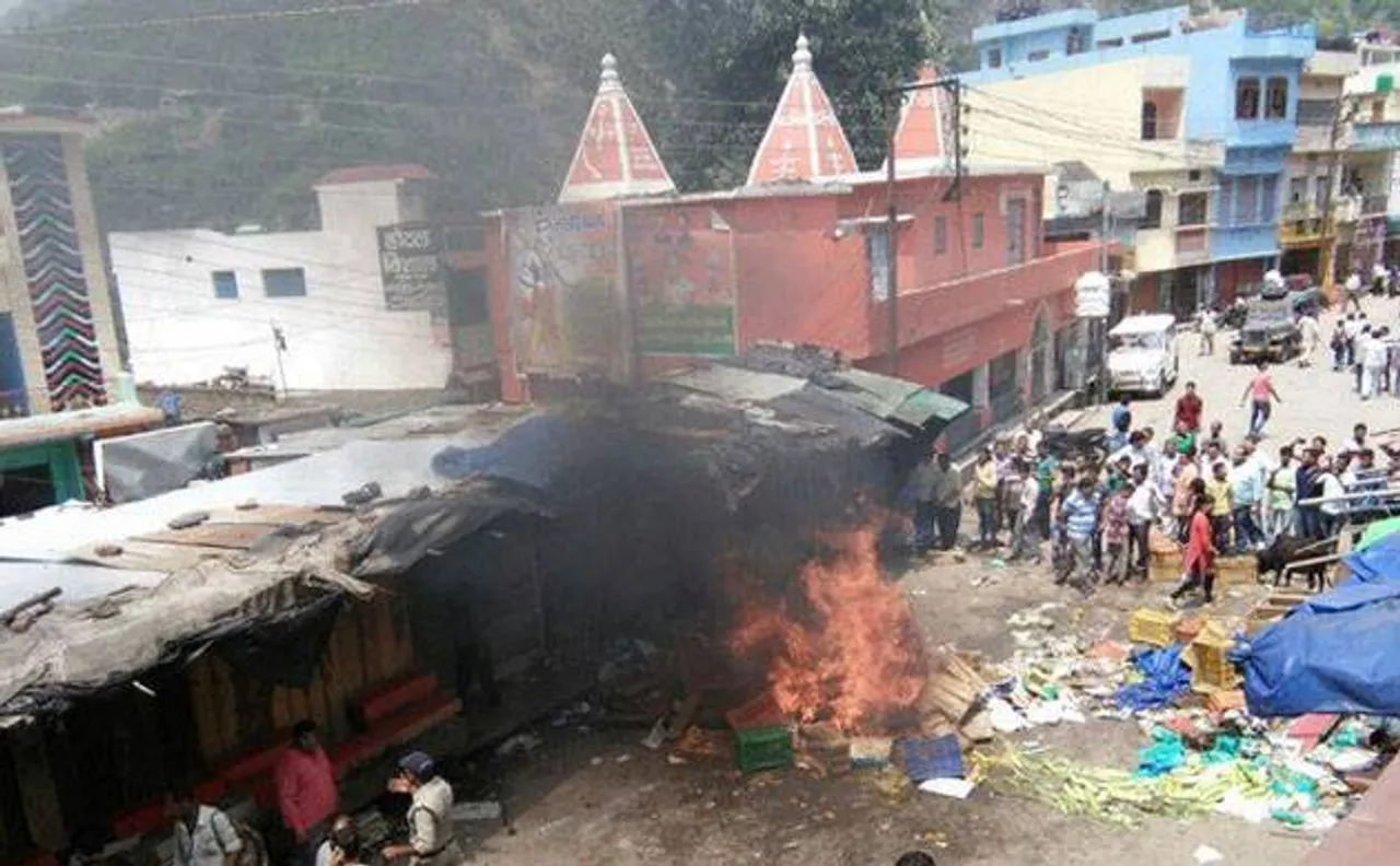 Uttarakhand communal tension: Clashes break out between two groups over 'offensive' Facebook post on Kedarnath