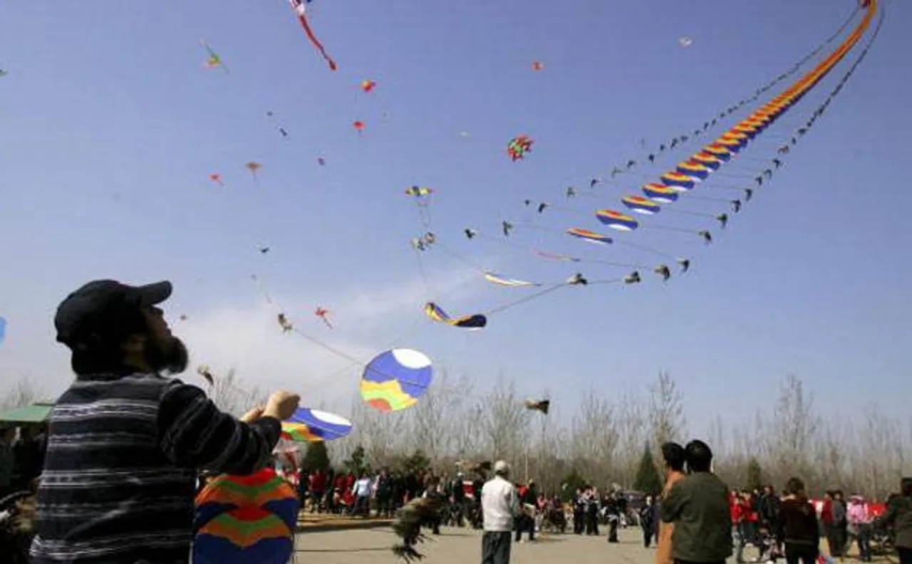NGT bans Chinese 'manja' for kites, PETA welcomes move