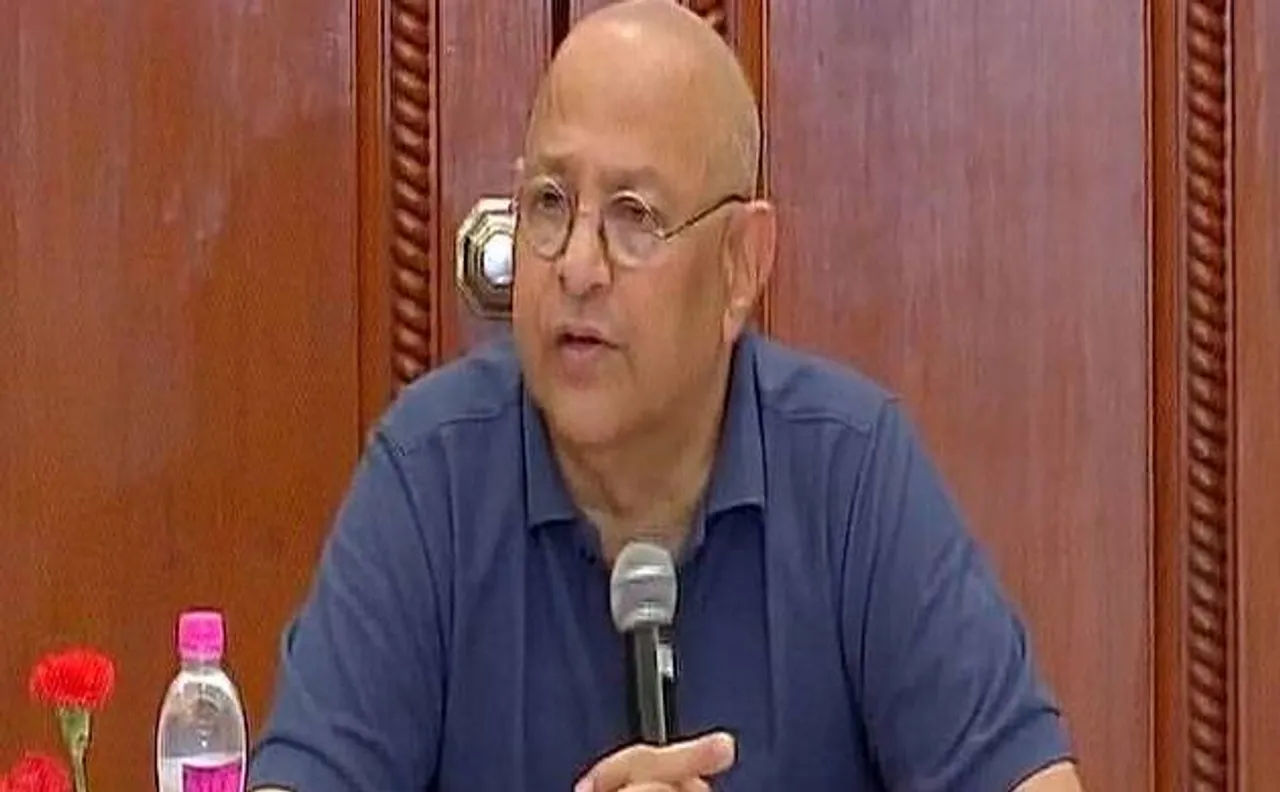No decision on Team India coach yet, clarifies BCCI; Shastri, Sehwag front-runners