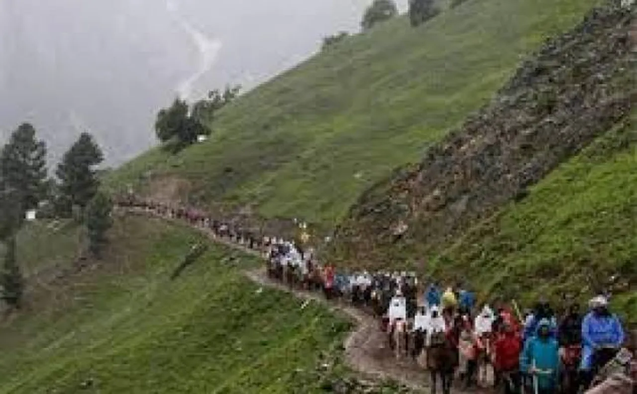 More than 9000 pilgrims pay visit to Amarnath shrine