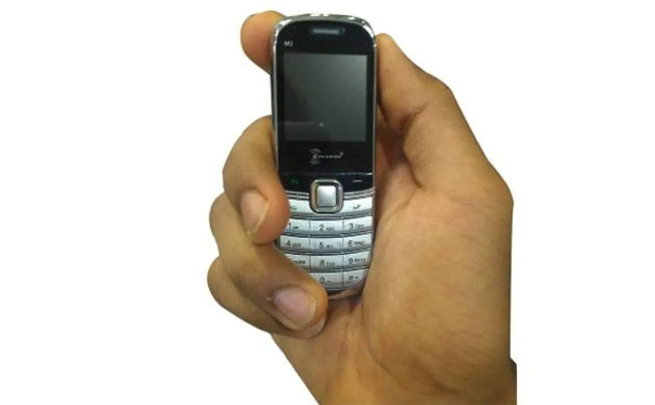 World's smallest GSM phone Elari NanoPhone C launched in India; Check specifications and price here