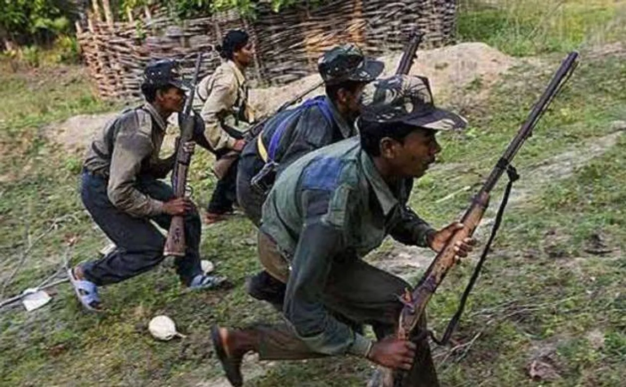 Bihar: Naxals kill three people after suspecting them of being police informer