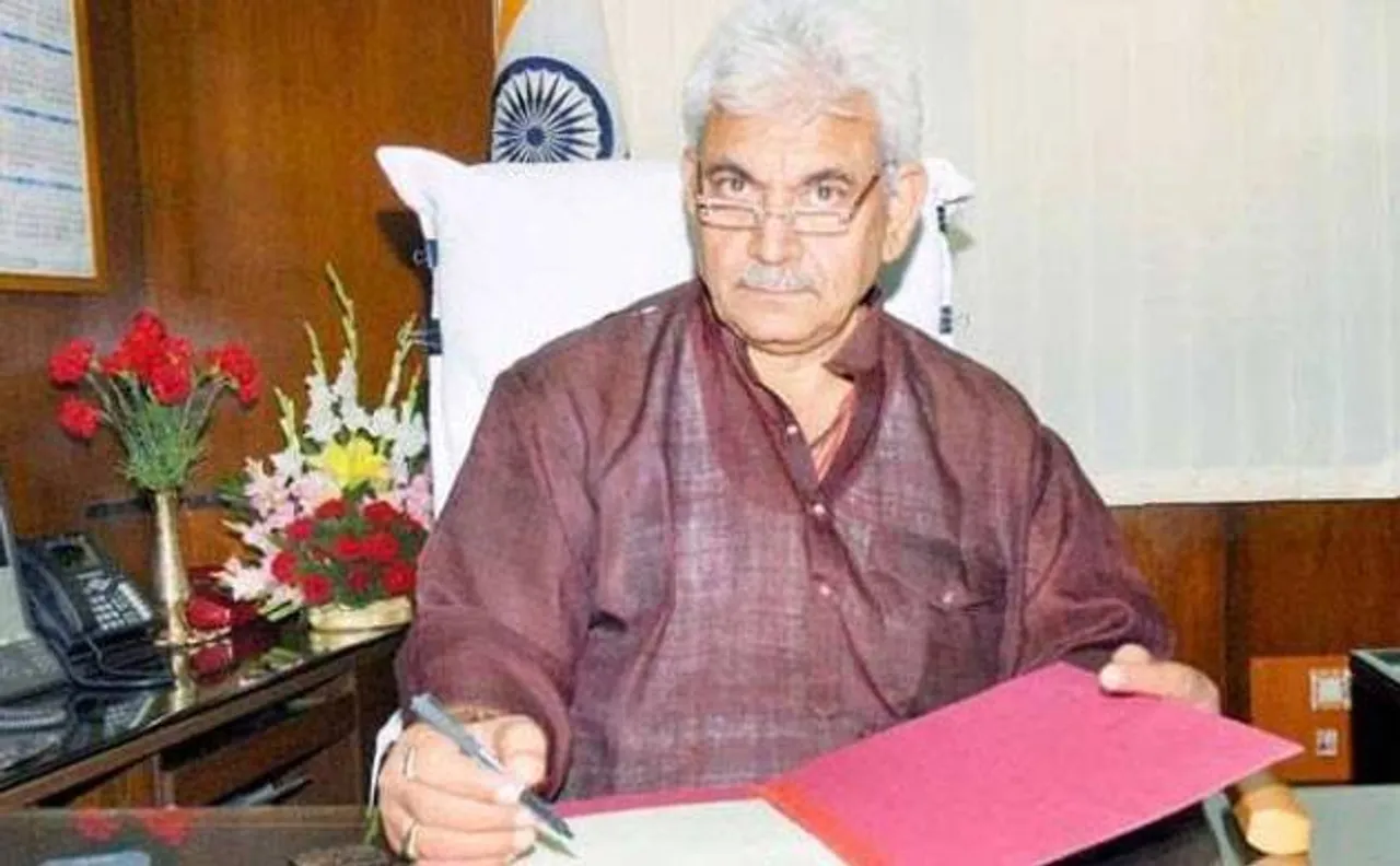 No ban on satellite phone services segment: Telecom Minister