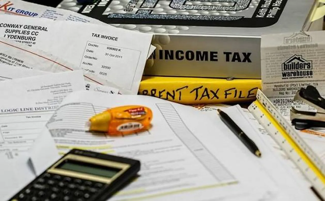 Income Tax department transfers over 300 commissioners across country