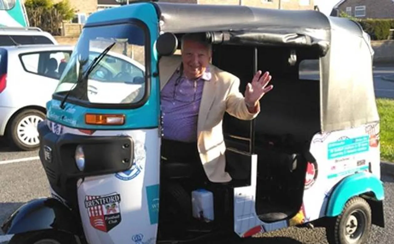 British man drives autorickshaw in UK to raise money for Indian charity